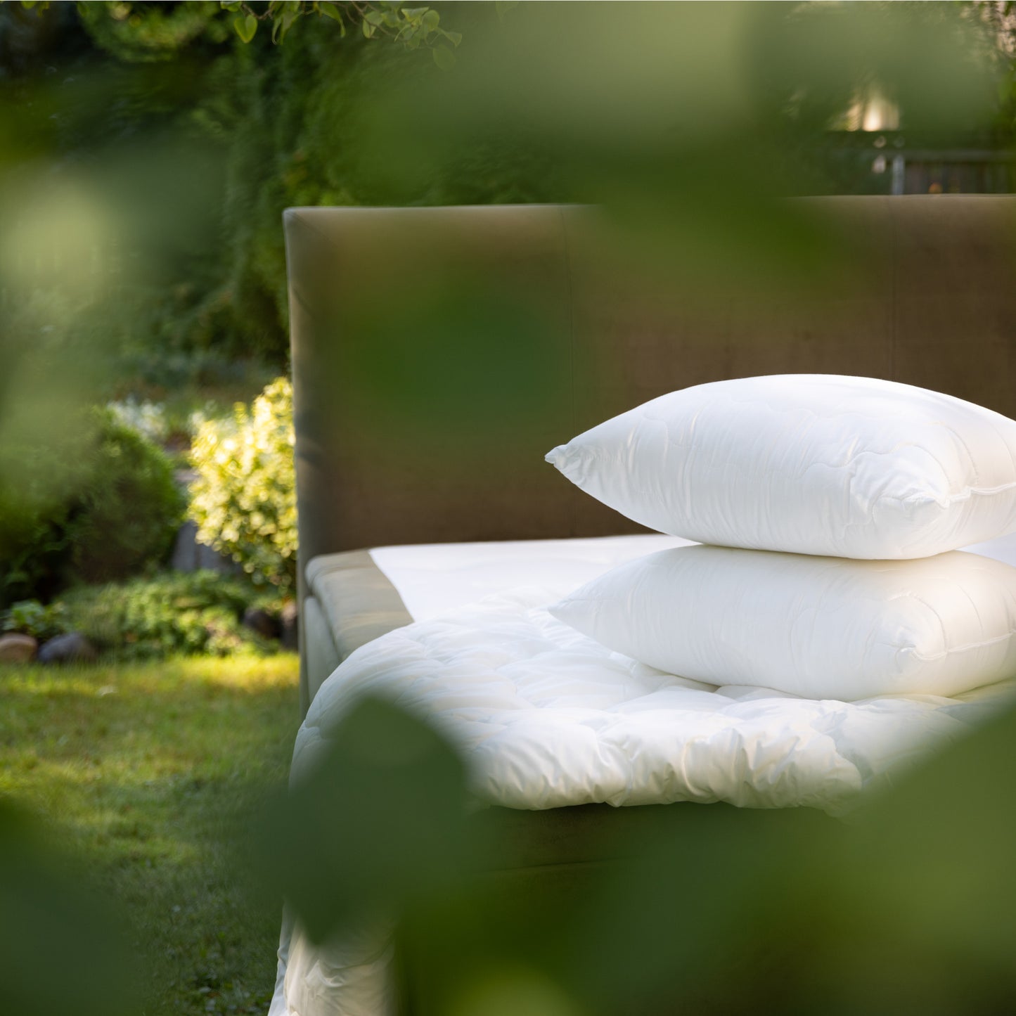 Lux antklodė 200x220 antklodė + Lux pagalvė 50x70 (700g), gaukite Lux pagalvę 50x70 (700g) už 1EURA!