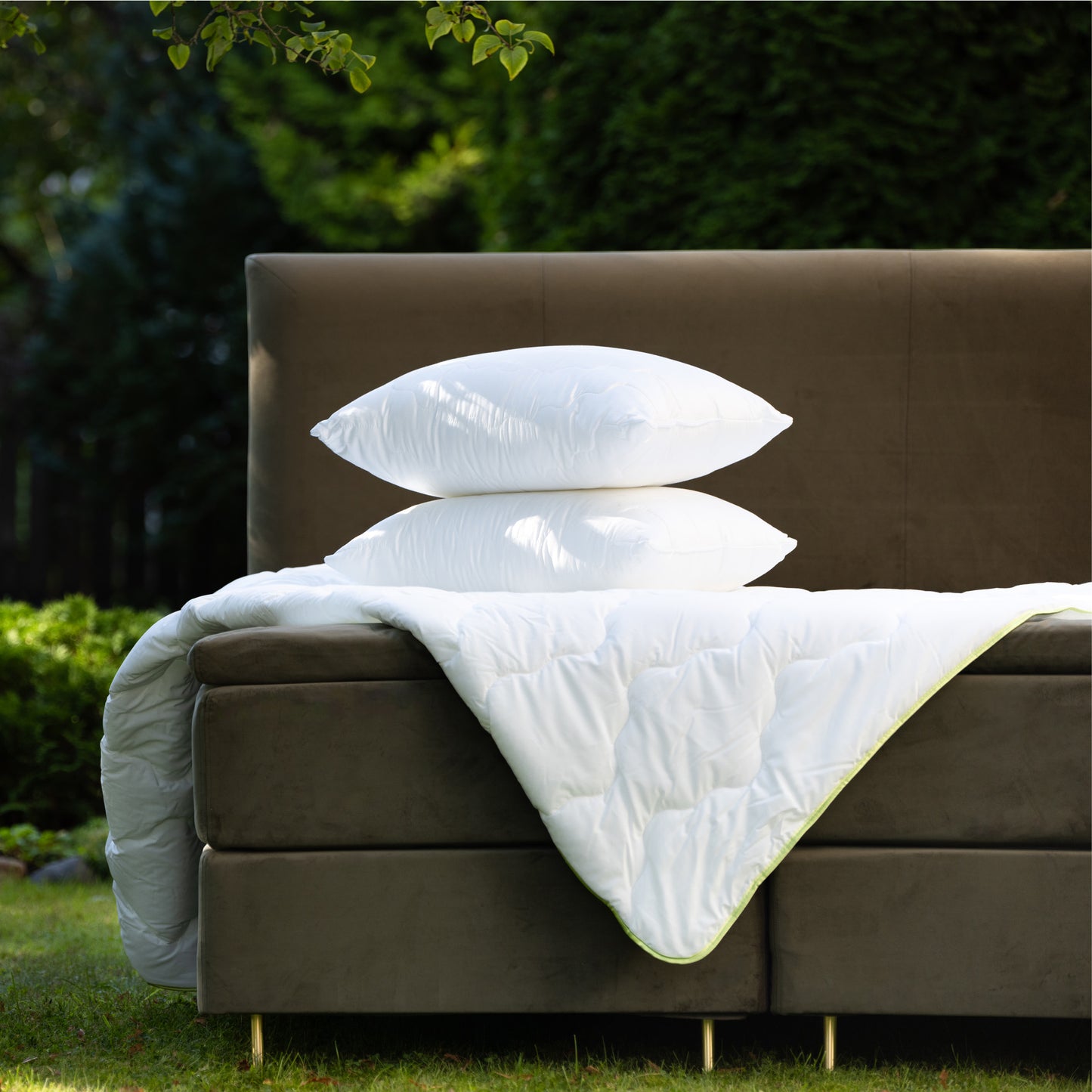 Lux 200x220 duvet + Lux Maxi pillow 50x60 (700g), get Lux Maxi pillow 50x60 (700g) for 1EUR!