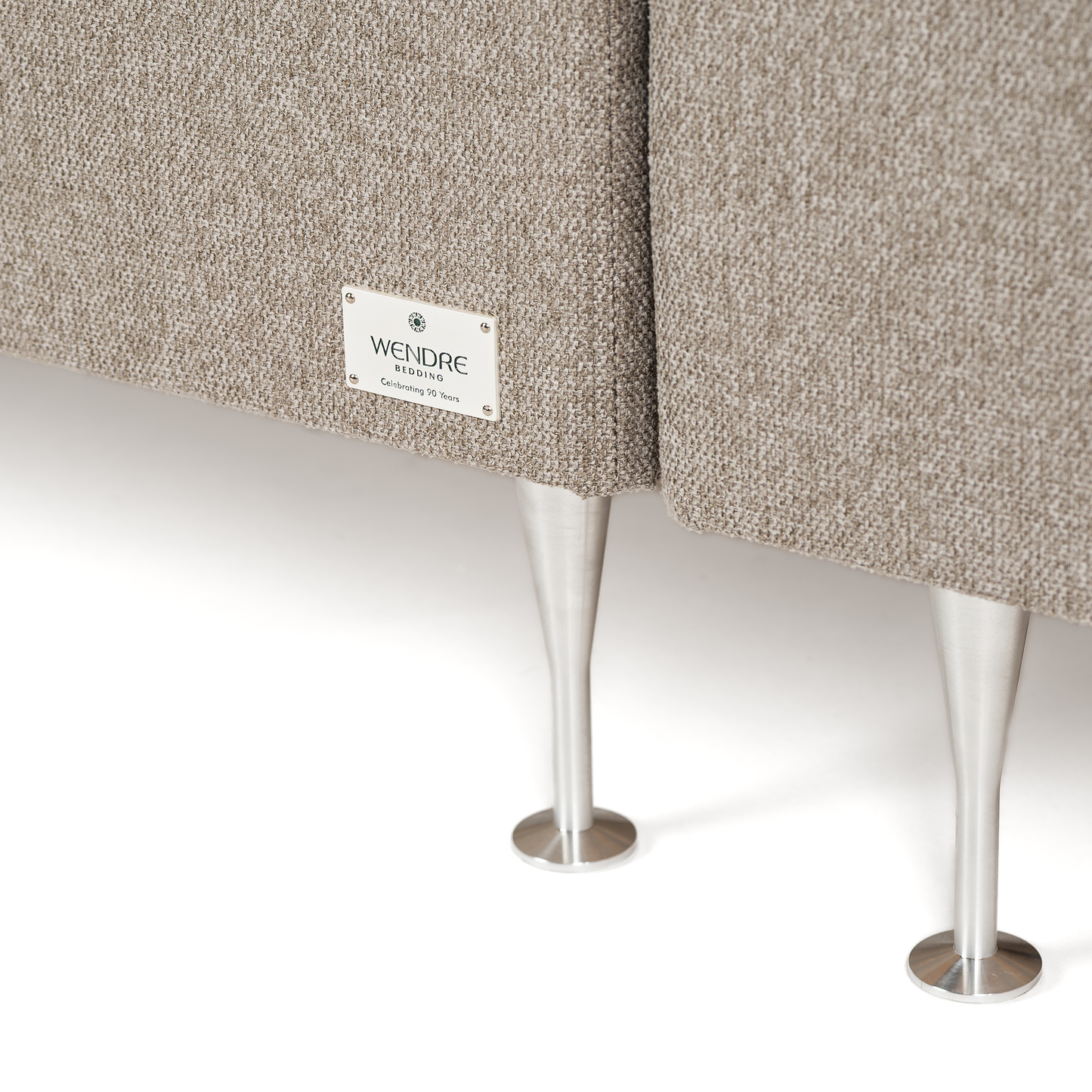 Wendre 90 Limited Edition kontinentālā gulta, bēšā krāsā 160x200