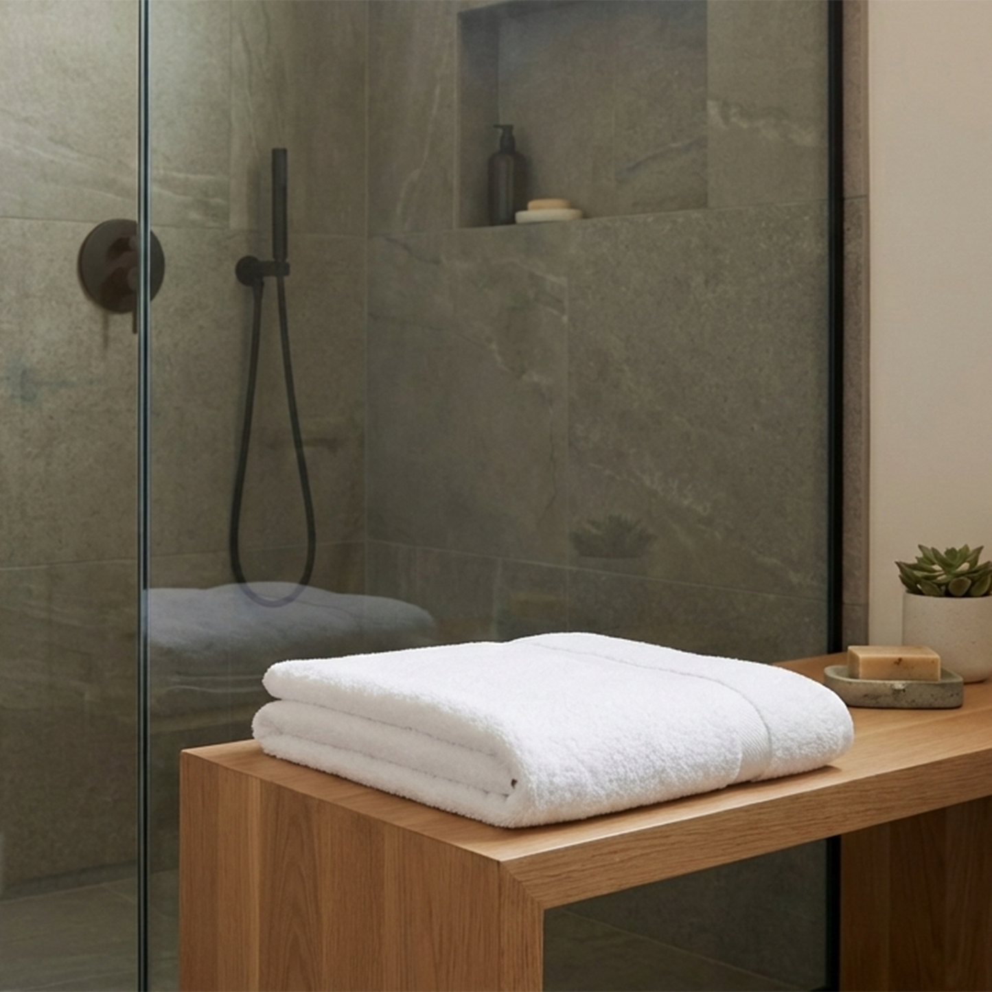 TERRY TOWEL 100x180 BAMBOO GSM 600 White