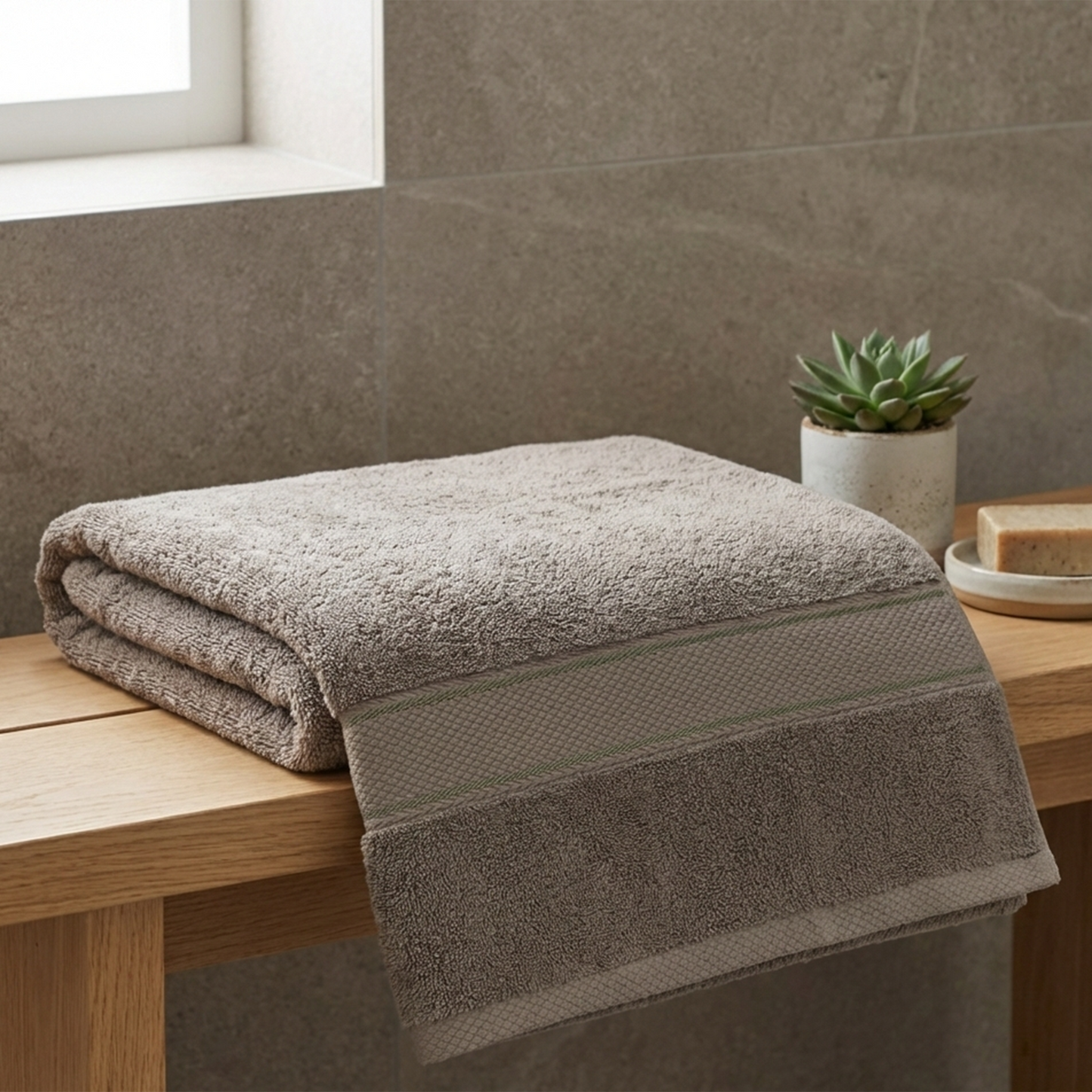 Frotē dvielis 100×150 kokvilna 600gsm gaiši pelēks