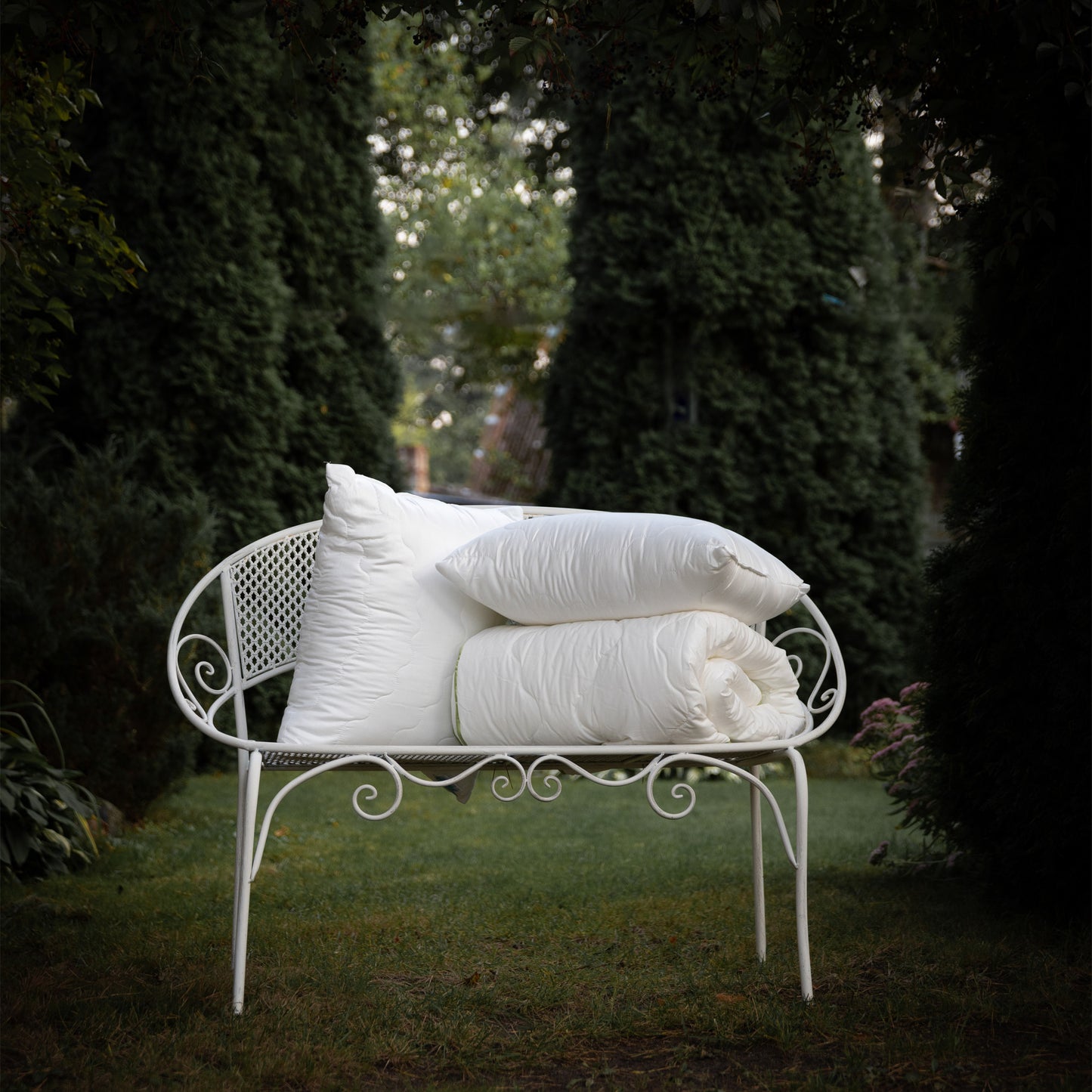 Lux duvet 150x200 + Lux pillow 50x60 (500g), get Lux pillow 50x60 (500g) for 1 EUR!